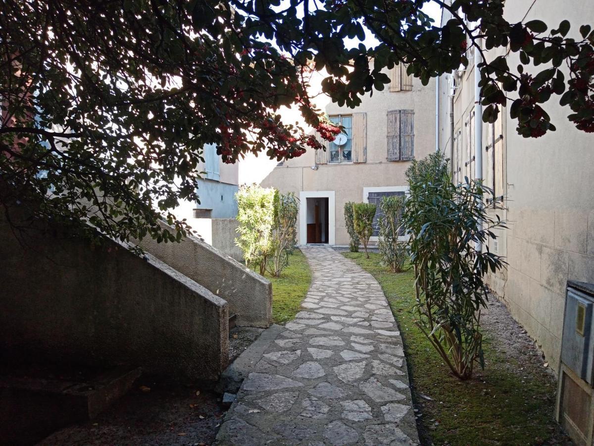 Studio Calme Carcassonne Exterior foto